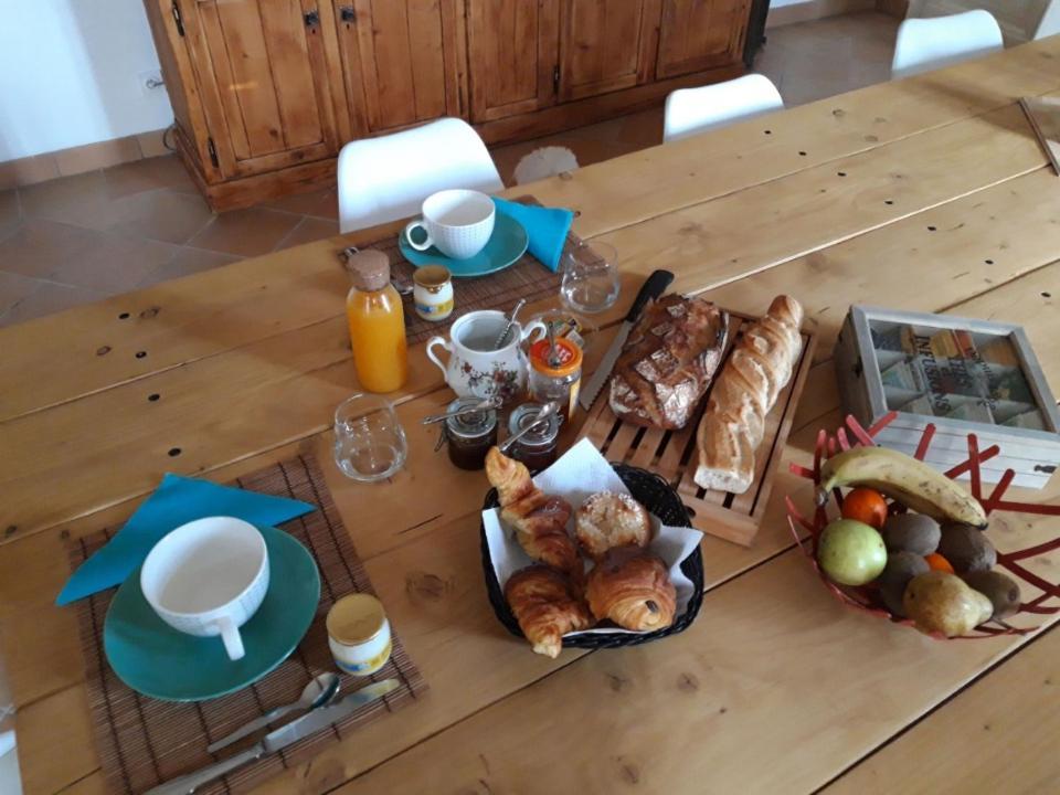 Fronsac  Chez Jeanfi B&B 외부 사진