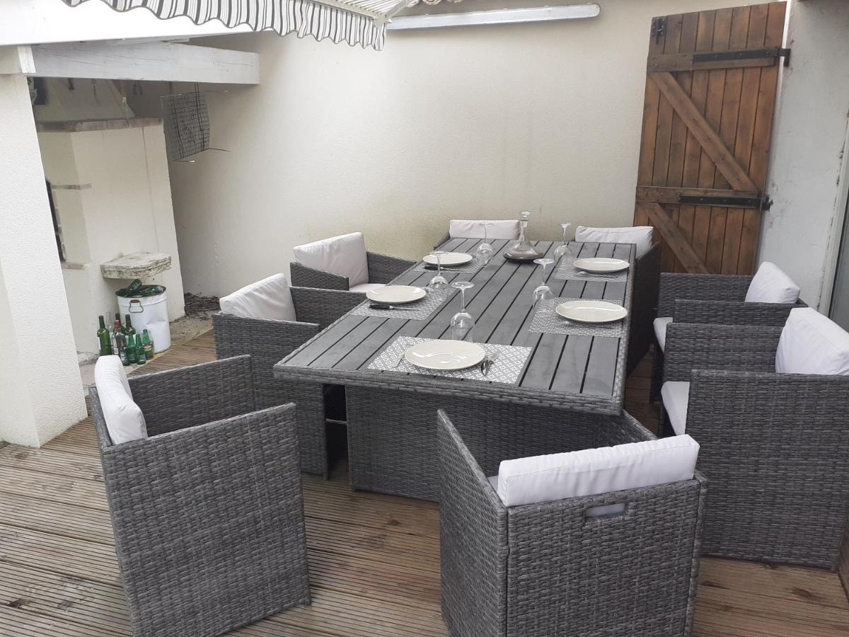 Fronsac  Chez Jeanfi B&B 외부 사진