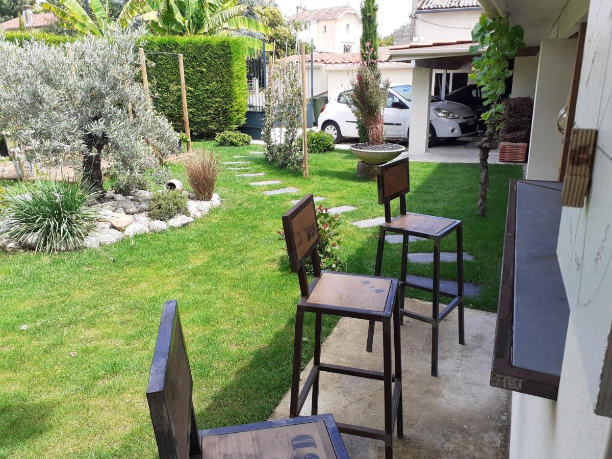 Fronsac  Chez Jeanfi B&B 외부 사진