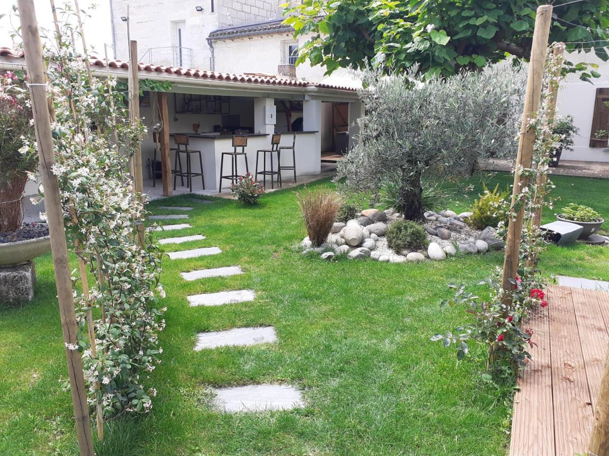 Fronsac  Chez Jeanfi B&B 외부 사진