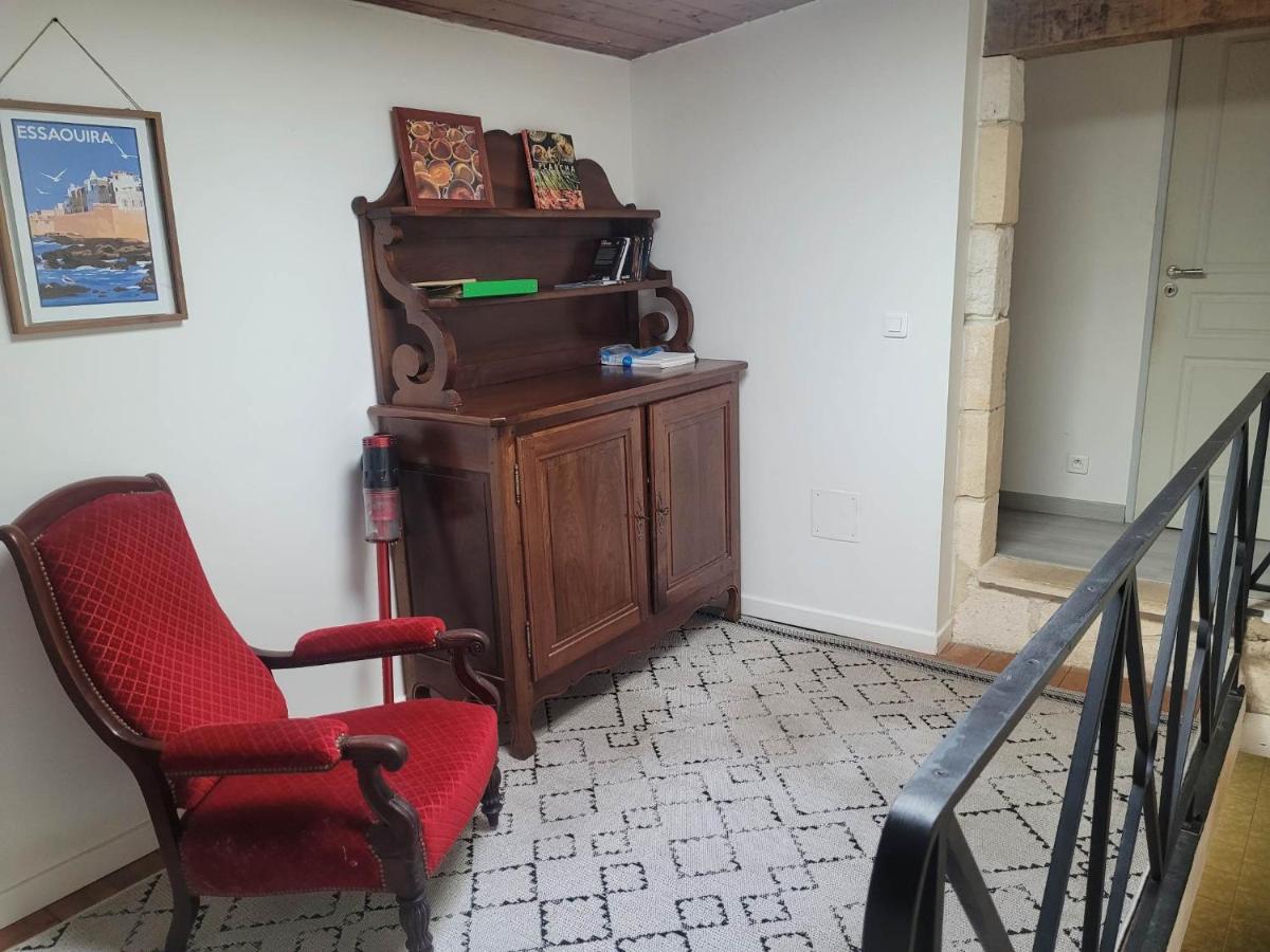 Fronsac  Chez Jeanfi B&B 외부 사진