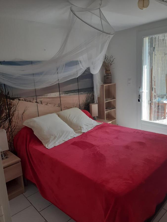 Fronsac  Chez Jeanfi B&B 외부 사진